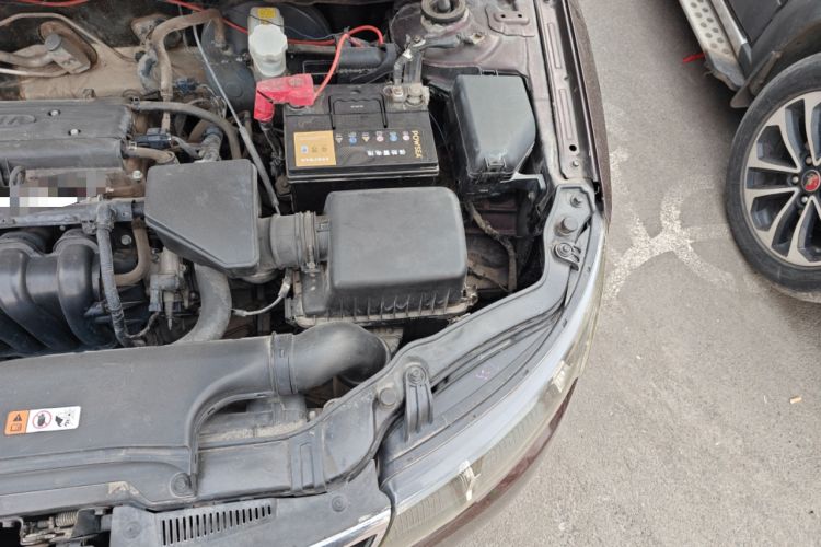 Used Kia Forte 2012 1.6L MT GL Commemorative Edition Engine Bay Left