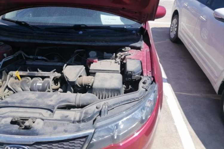 Used Kia Forte 2012 1.6L MT GL Commemorative Edition Engine Bay Left