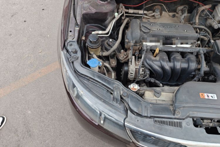 Used Kia Forte 2012 1.6L MT GL Commemorative Edition Engine Bay Right