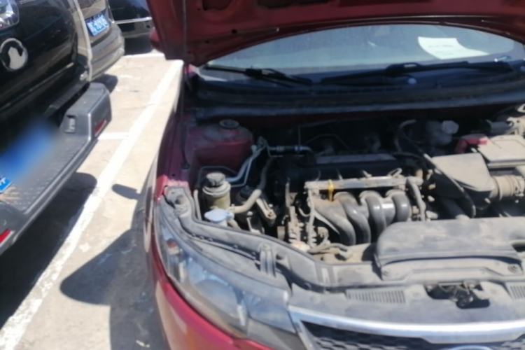 Used Kia Forte 2012 1.6L MT GL Commemorative Edition Engine Bay Right