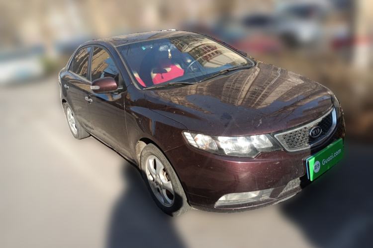 Used Kia Forte 2012 1.6L MT GLS Commemorative Edition Front Right 45 Deg