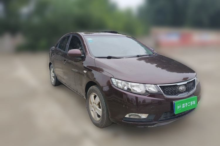 Used Kia Forte 2012 1.6L MT GL Commemorative Edition Front Right 45 Deg