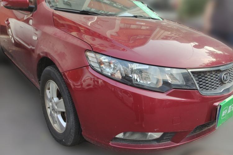 Used Kia Forte 2012 1.6L MT GL Commemorative Edition Front Right 45 Deg