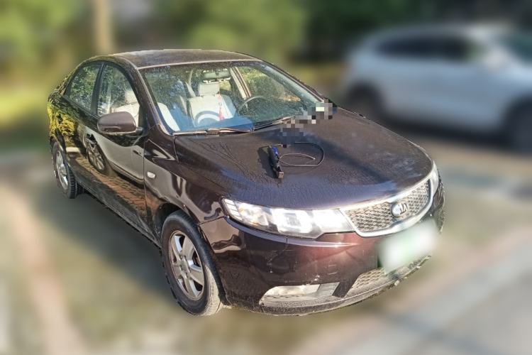 Used Kia Forte 2012 1.6L MT GL Commemorative Edition Front Right 45 Deg