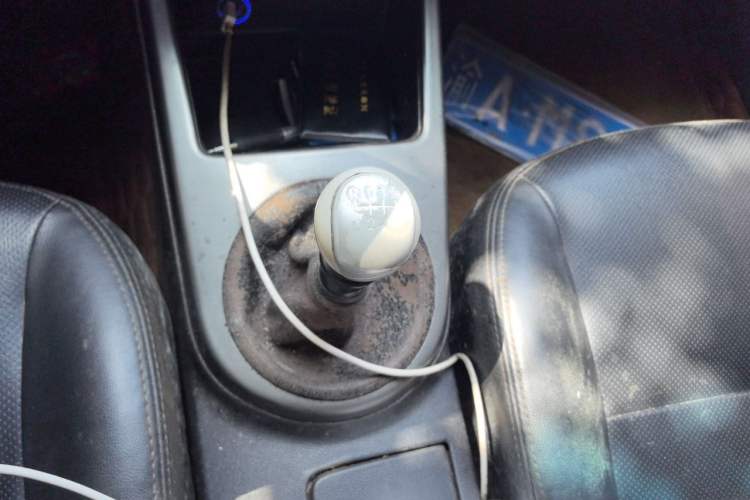 Used Kia Forte 2012 1.6L MT GLS Commemorative Edition Gear Lever