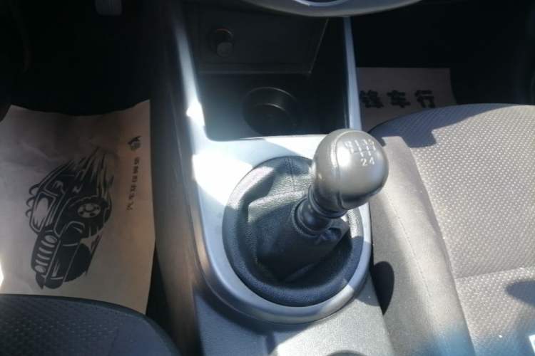 Used Kia Forte 2012 1.6L MT GL Commemorative Edition Gear Lever