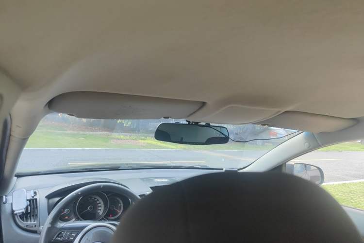 Used Kia Forte 2012 1.6L AT GL Commemorative Edition Headliner