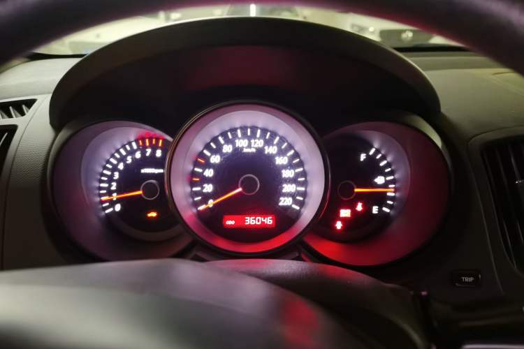 Used Kia Forte 2012 1.6L MT GL Commemorative Edition Instrument Cluster