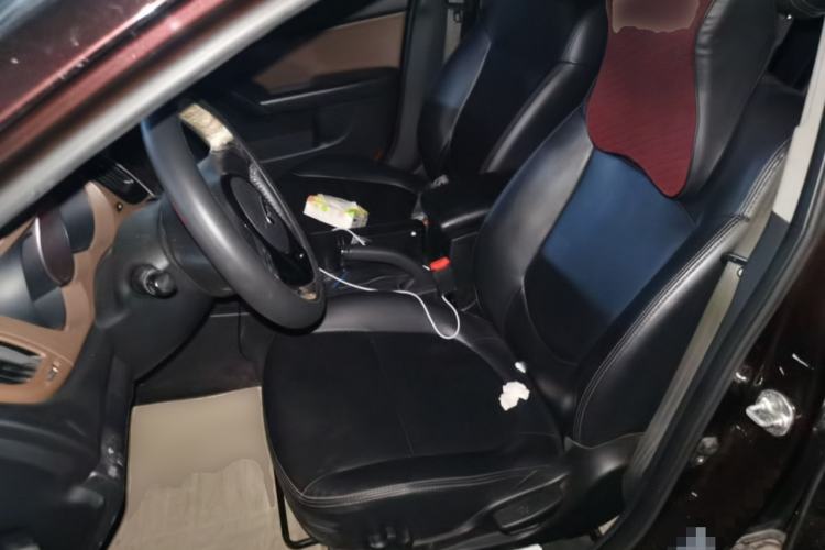 Used Kia Forte 2012 1.6L AT Premium Commemorative Edition Left Front Seat