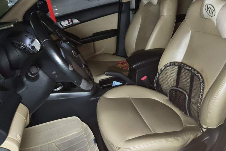 Used Kia Forte 2012 1.6L AT Premium Commemorative Edition Left Front Seat