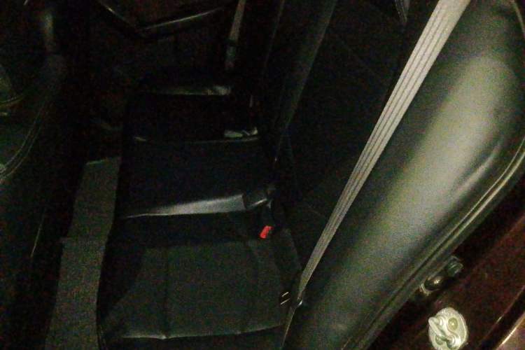 Used Kia Forte 2012 1.6L AT Premium Commemorative Edition Left Rear Seat