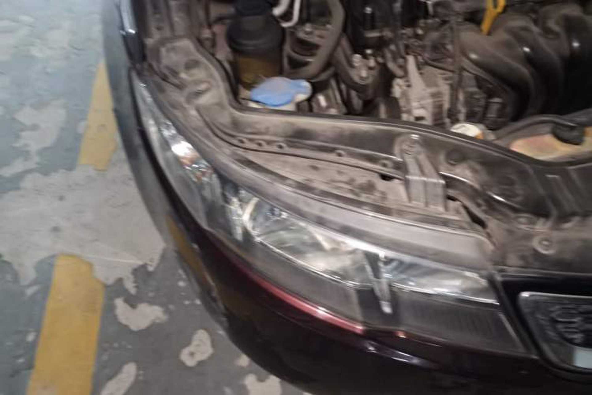 Used Kia Forte 2012 1.6L AT GLS Commemorative Edition Right Front Headlight