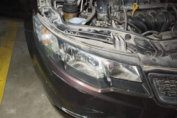 Used Kia Forte 2012 1.6L AT Premium Commemorative Edition Right Front Headlight