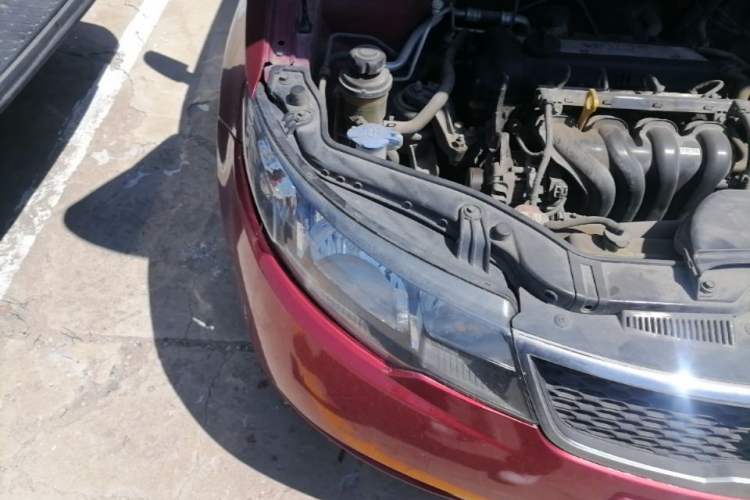 Used Kia Forte 2012 1.6L MT GL Commemorative Edition Right Front Headlight