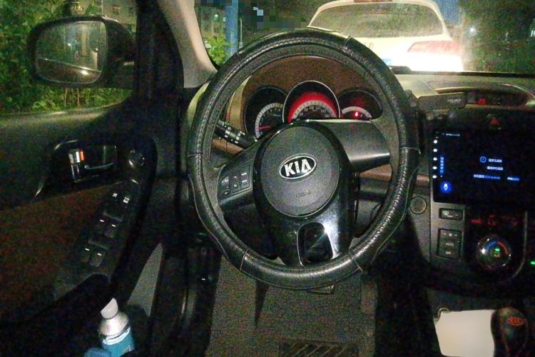 Used Kia Forte 2012 1.6L AT Premium Commemorative Edition Steering Wheel