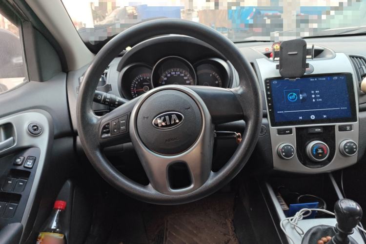 Used Kia Forte 2012 1.6L MT GL Commemorative Edition Steering Wheel