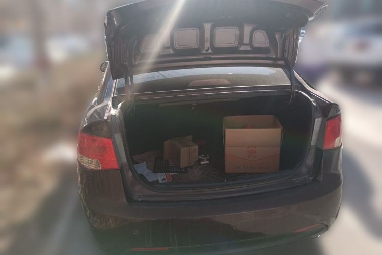 Used Kia Forte 2012 1.6L MT GLS Commemorative Edition Trunk
