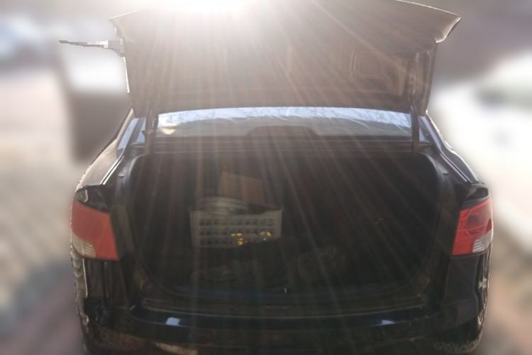 Used Kia Forte 2012 1.6L MT GL Commemorative Edition Trunk