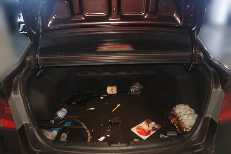 Used Kia Forte 2012 1.6L AT Premium Commemorative Edition Trunk