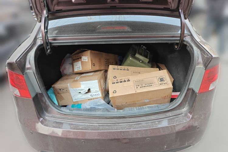Used Kia Forte 2012 1.6L MT GL Commemorative Edition Trunk
