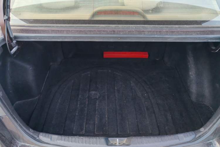 Used Kia Forte 2012 1.6L AT GL Commemorative Edition Trunk