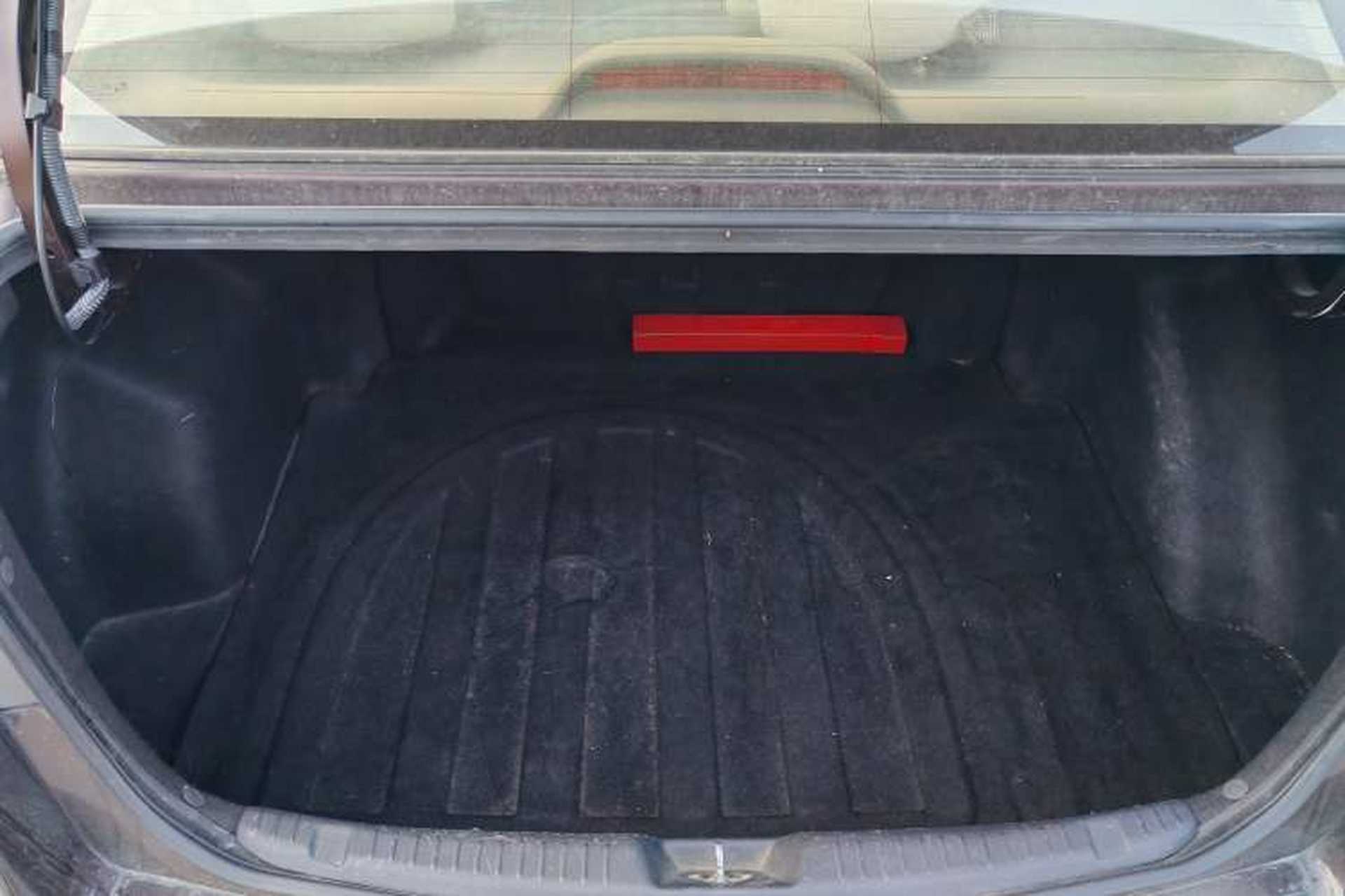 Used Kia Forte 2012 1.6L AT GL Commemorative Edition Trunk