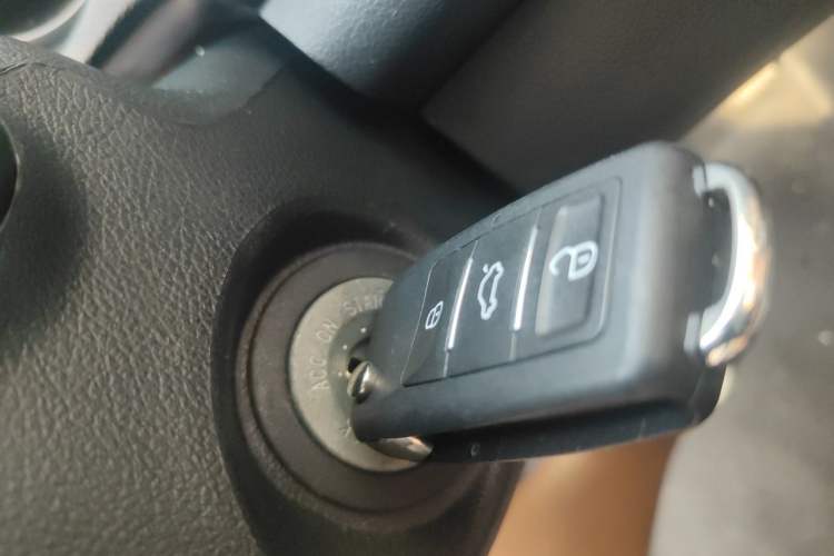 Used Kia Forte 2012 1.6L AT GL Commemorative Edition Vehicle Key