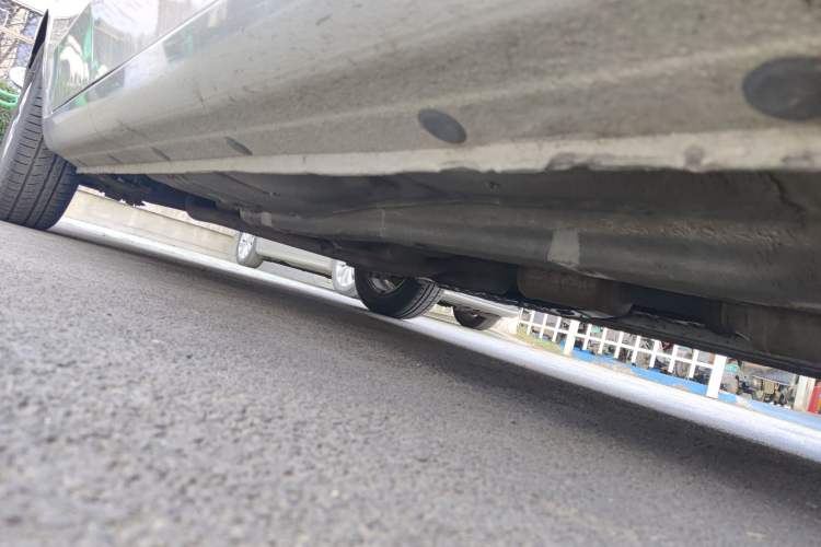 Used Kia Forte 2012 1.6L AT GL Commemorative Edition Chassis Front Right