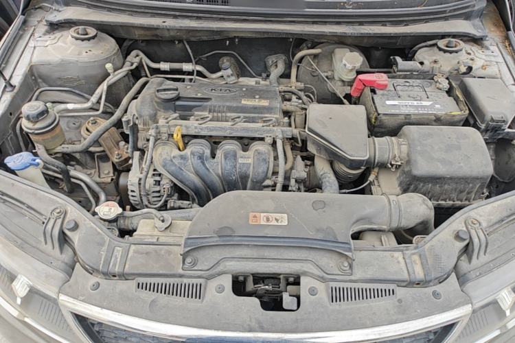 Used Kia Forte 2012 1.6L MT GL Commemorative Edition Engine Bay