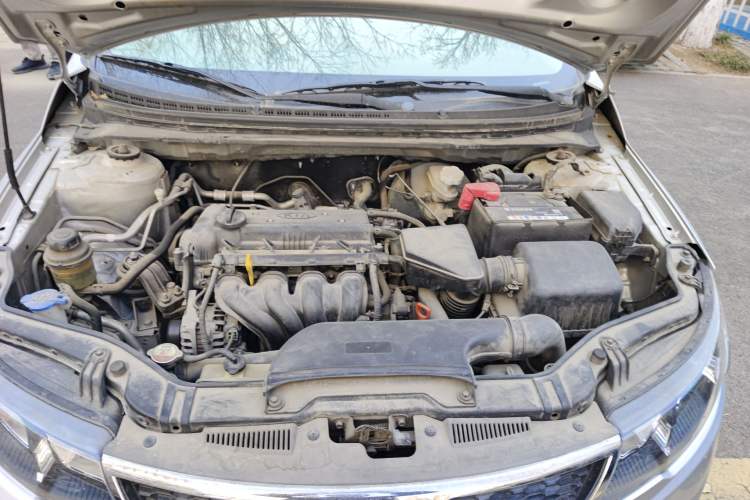 Used Kia Forte 2012 1.6L AT GL Commemorative Edition Engine Bay