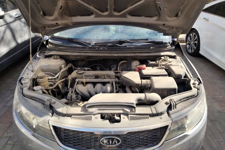 Used Kia Forte 2012 1.6L MT GL Commemorative Edition Engine Bay