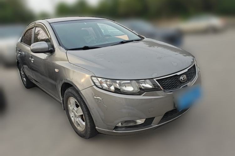 Used Kia Forte 2012 1.6L MT GL Commemorative Edition Front Right 45 Deg