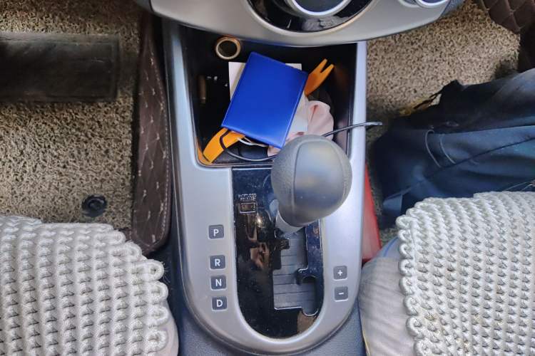 Used Kia Forte 2012 1.6L AT GL Commemorative Edition Gear Lever