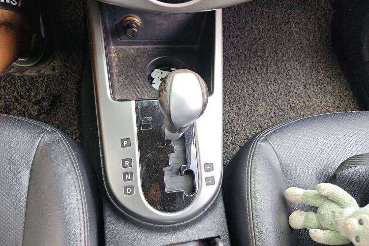 Used Kia Forte 2012 1.6L AT GLS Commemorative Edition Gear Lever