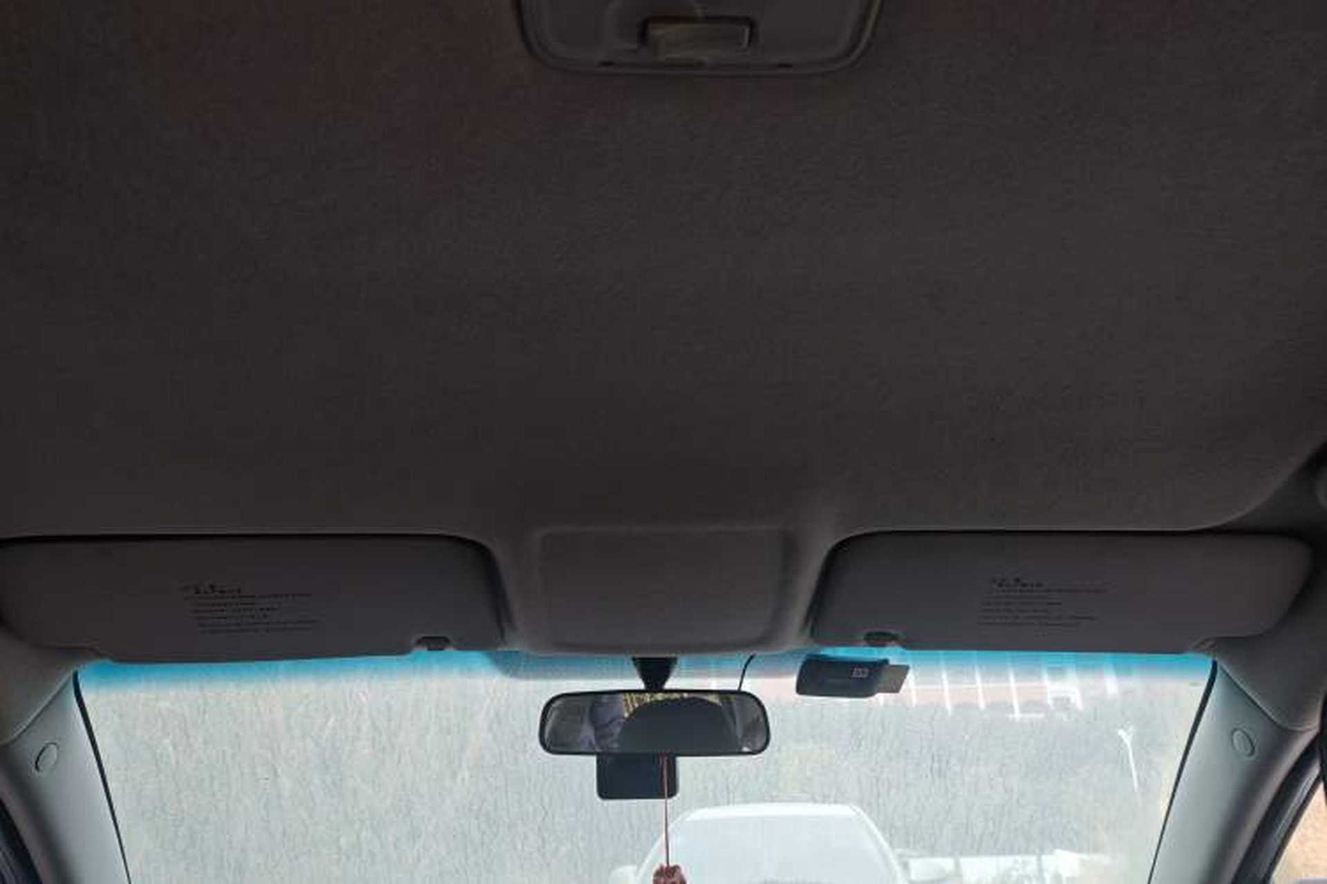 Used Kia Forte 2012 1.6L MT GL Commemorative Edition Headliner