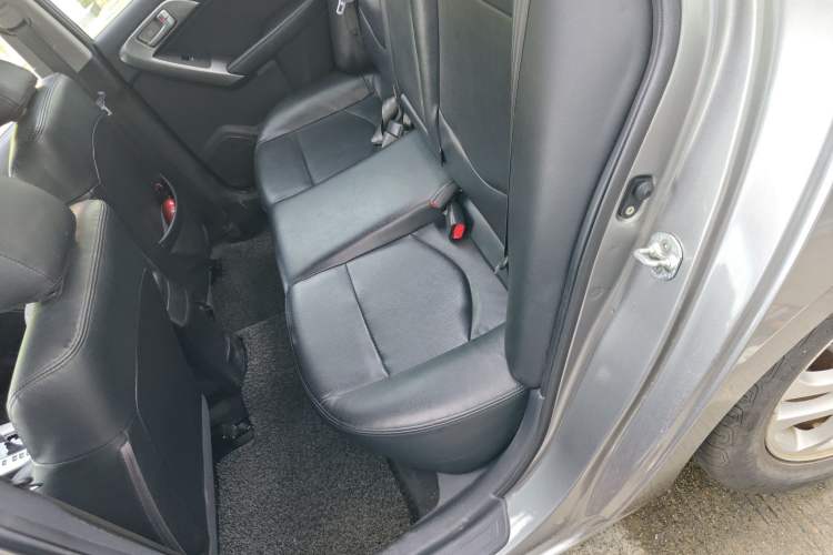 Used Kia Forte 2012 1.6L AT GLS Commemorative Edition Interior 4