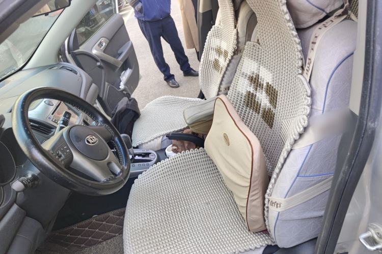 Used Kia Forte 2012 1.6L AT GL Commemorative Edition Left Front Seat