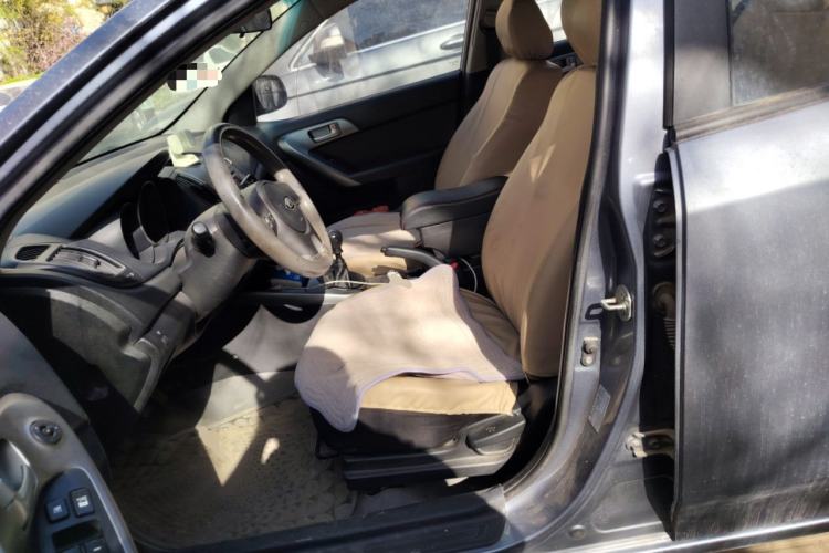 Used Kia Forte 2012 1.6L MT GL Commemorative Edition Left Front Seat