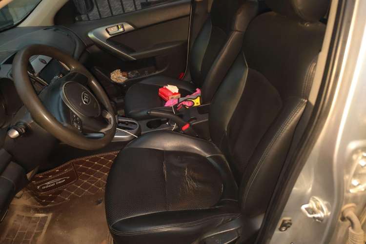 Used Kia Forte 2012 1.6L AT GL Commemorative Edition Left Front Seat