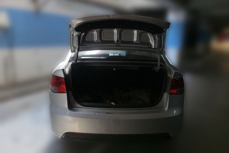 Used Kia Forte 2012 1.6L MT GL Commemorative Edition Trunk