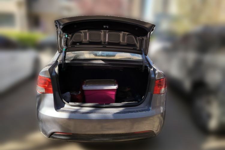 Used Kia Forte 2012 1.6L MT GL Commemorative Edition Trunk