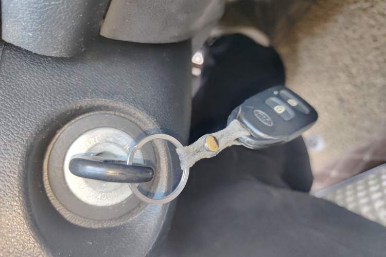 Used Kia Forte 2012 1.6L AT GL Commemorative Edition Vehicle Key
