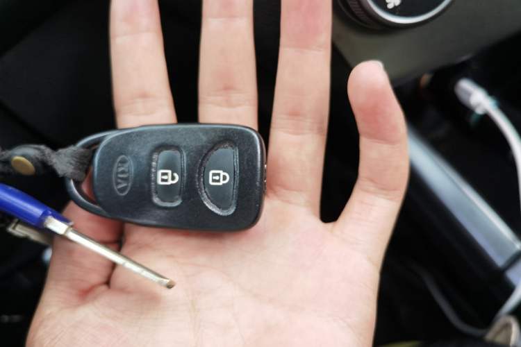 Used Kia Forte 2012 1.6L MT GL Commemorative Edition Vehicle Key