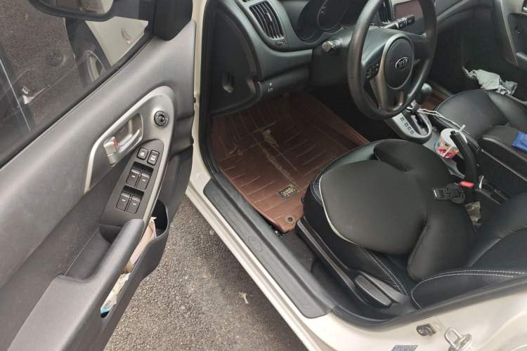 Used Kia Forte 2012 1.6L AT GL Commemorative Edition Driver Seat