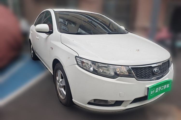 Used Kia Forte 2012 1.6L AT GL Commemorative Edition Front Right 45 Deg