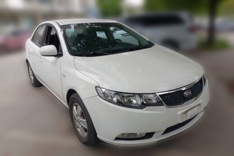 Used Kia Forte 2012 1.6L AT GL Commemorative Edition Front Right 45 Deg