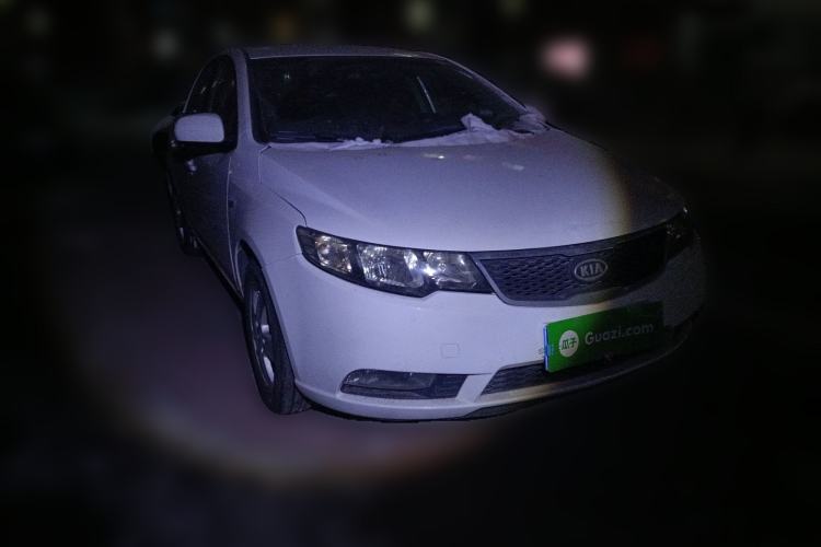 Used Kia Forte 2012 1.6L MT GL Commemorative Edition Front Right 45 Deg
