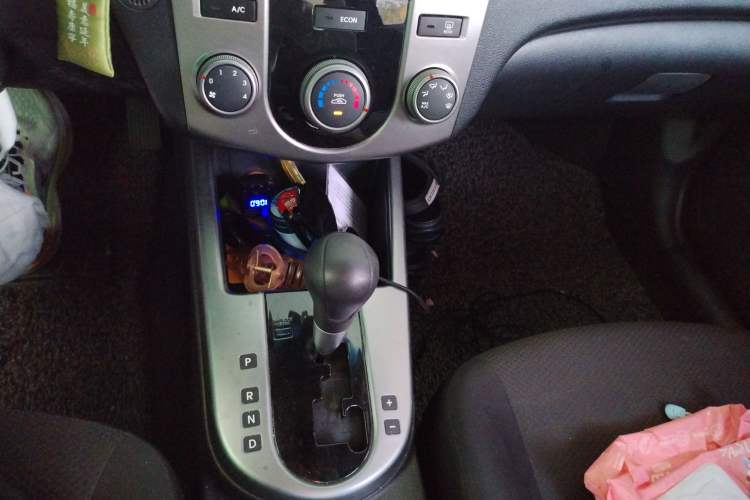 Used Kia Forte 2012 1.6L AT GL Commemorative Edition Gear Lever