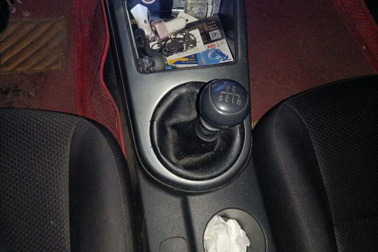 Used Kia Forte 2012 1.6L MT GL Commemorative Edition Gear Lever