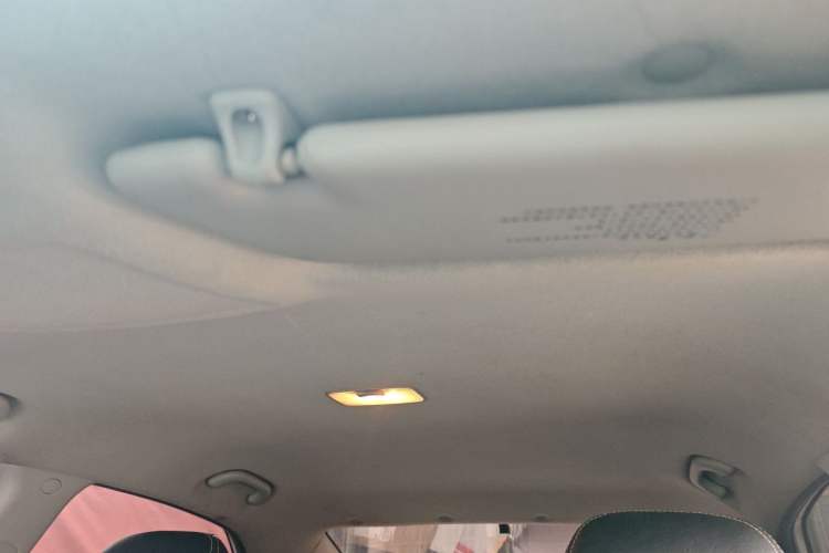 Used Kia Forte 2012 1.6L AT GL Commemorative Edition Headliner
